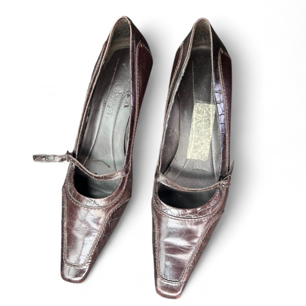 NINE WEST Brown Crocodile Leather Pointed Toe Buckle Kitten Heel Pumps